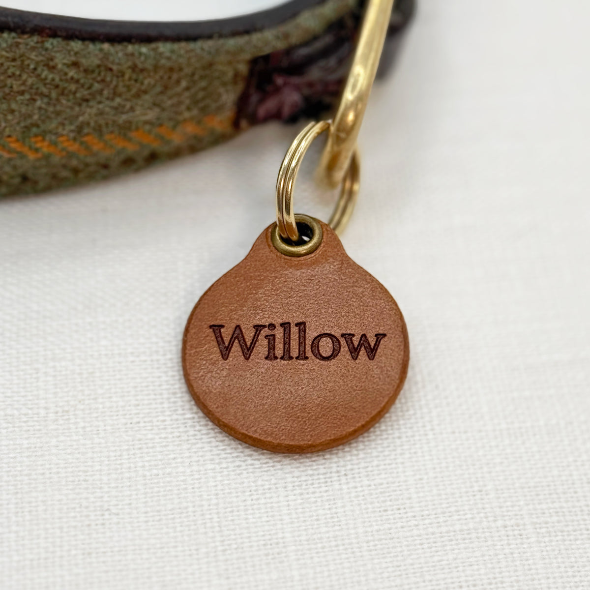 Personalised Italian Leather Dog ID Tag – Quiet & Lightweight